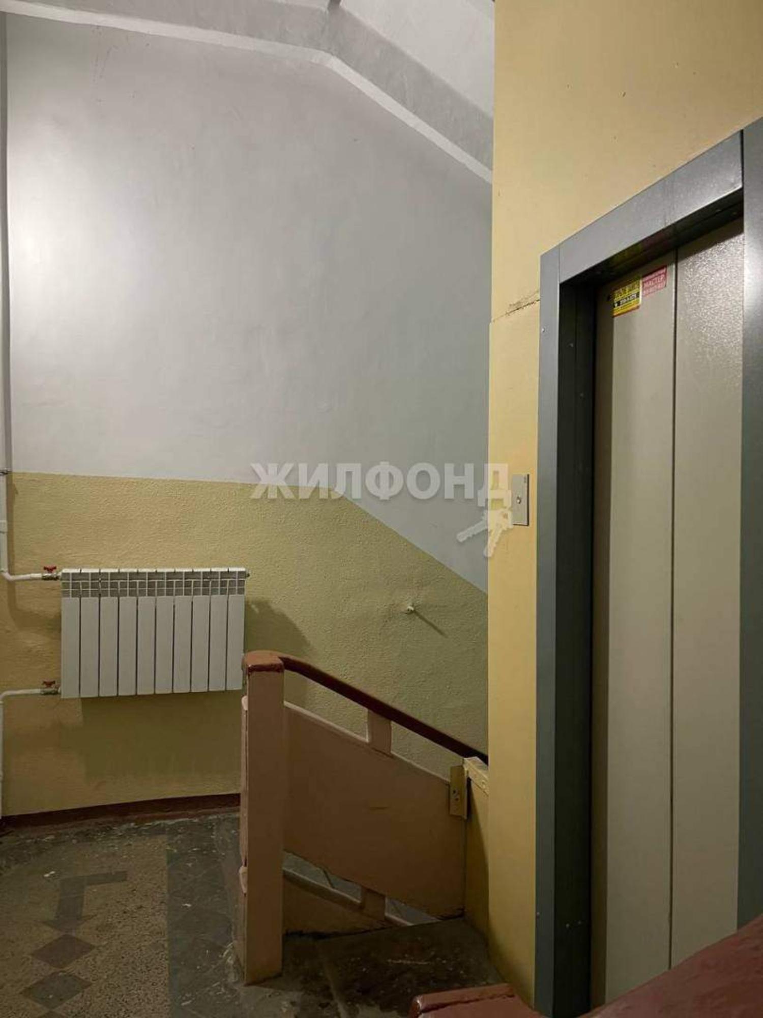 Купить квартиру за 14 000 000 рублей на Серебренниковская улица, д.23