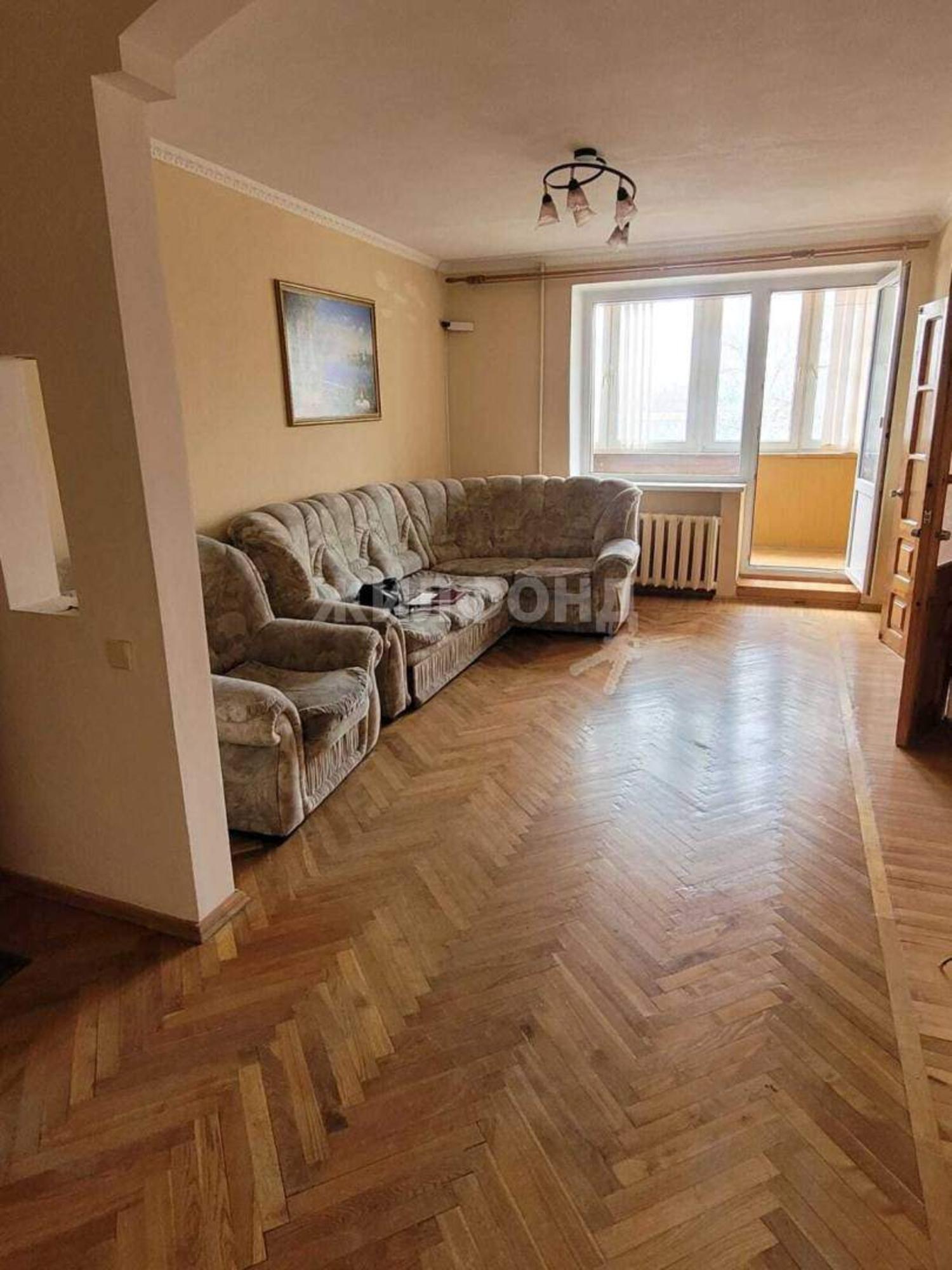 Купить квартиру за 5 500 000 рублей на Тронина улица, д.8