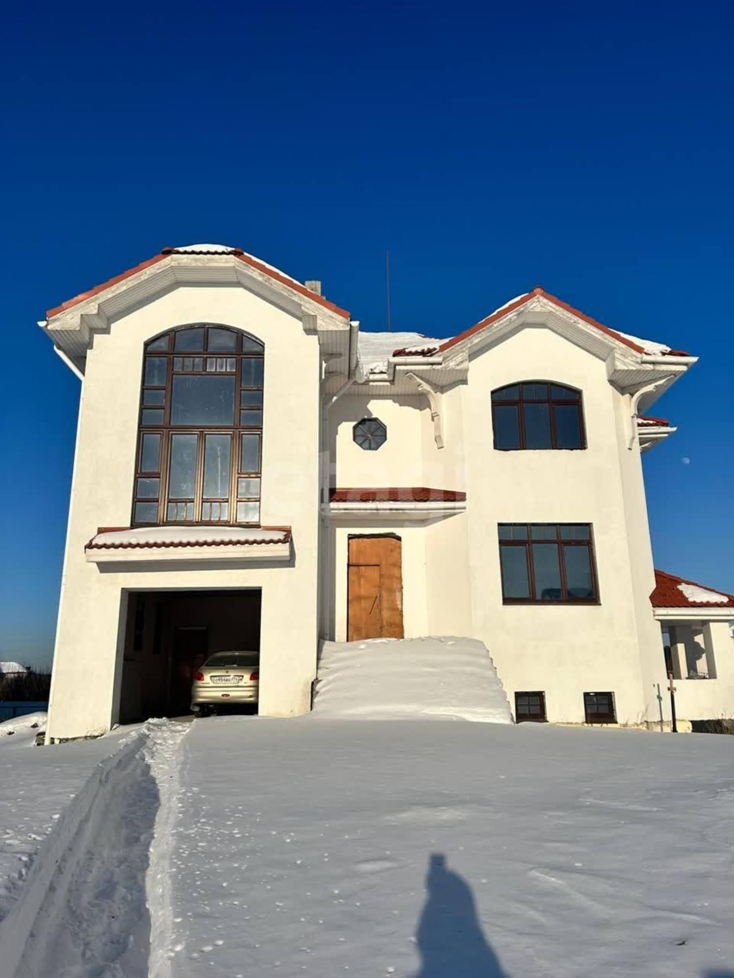 Купить дачу, дом, коттедж за 16 000 000 рублей на Исток, 136