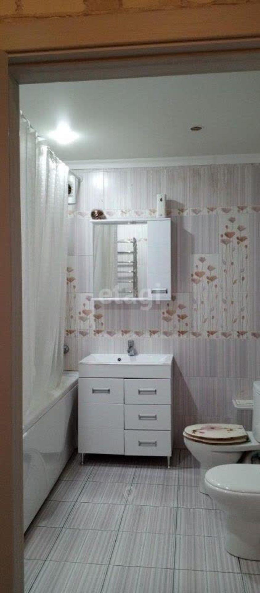Купить квартиру за 6 930 000 рублей на Василия Гольцова, 2
