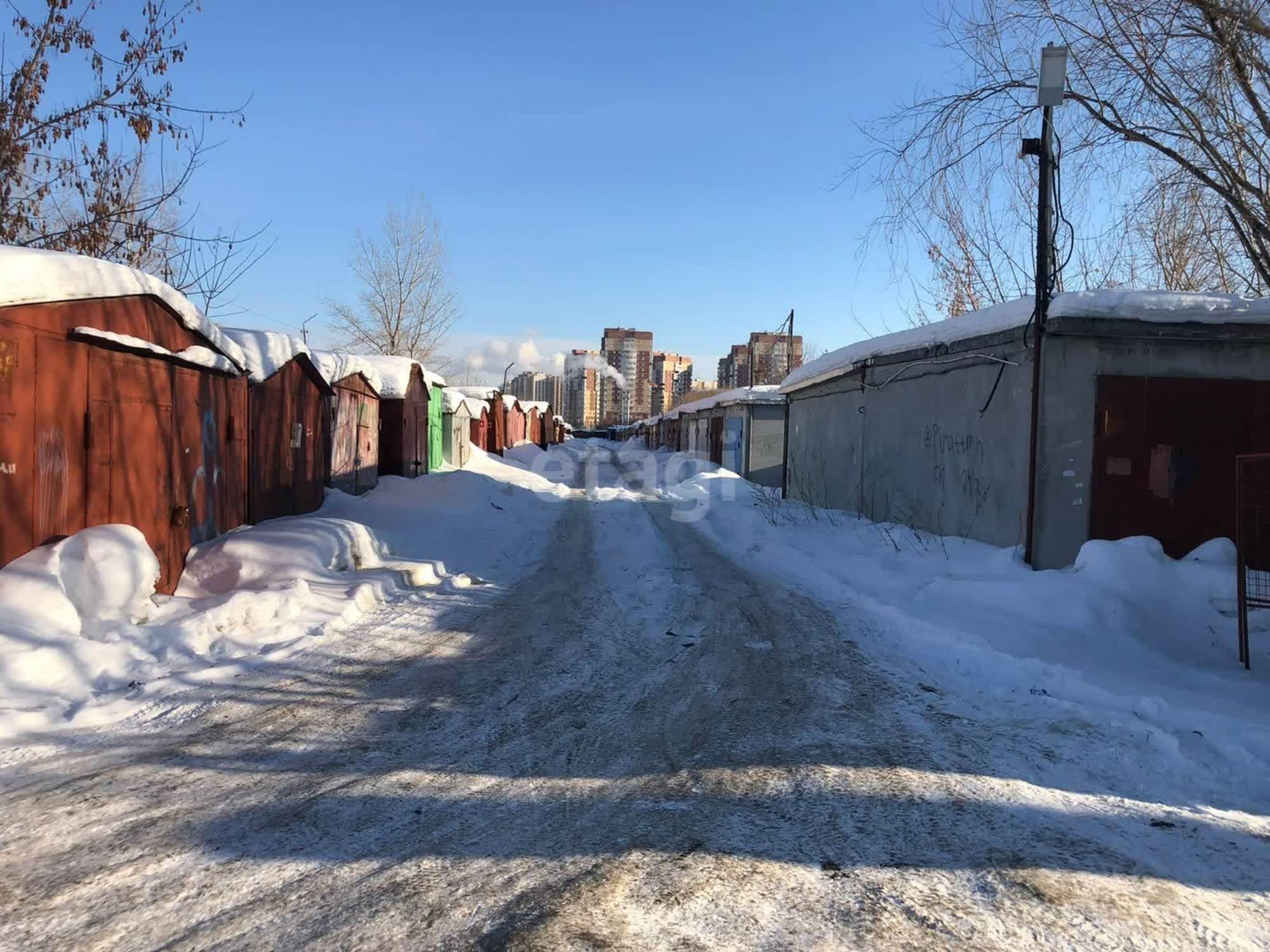 Купить гараж, место в паркинге за 540 000 рублей на Широтная 2
