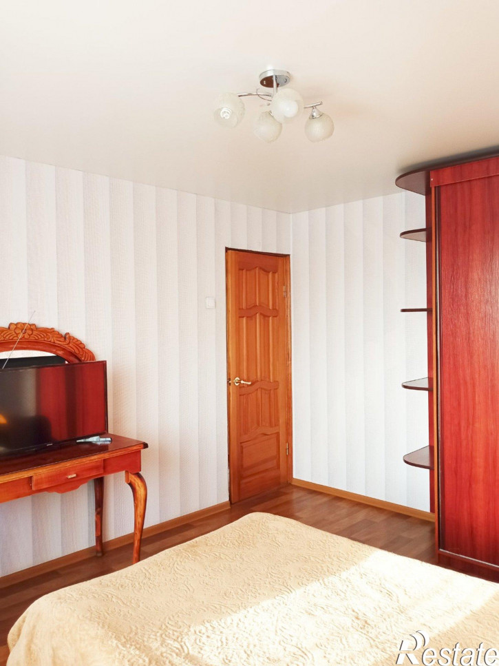 3-комн квартира Куйбышева улица,57