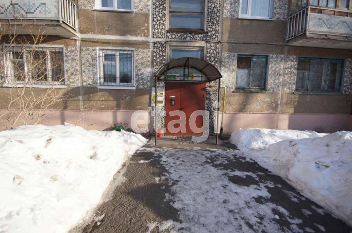 2-комн квартира Лукашевича, 15г