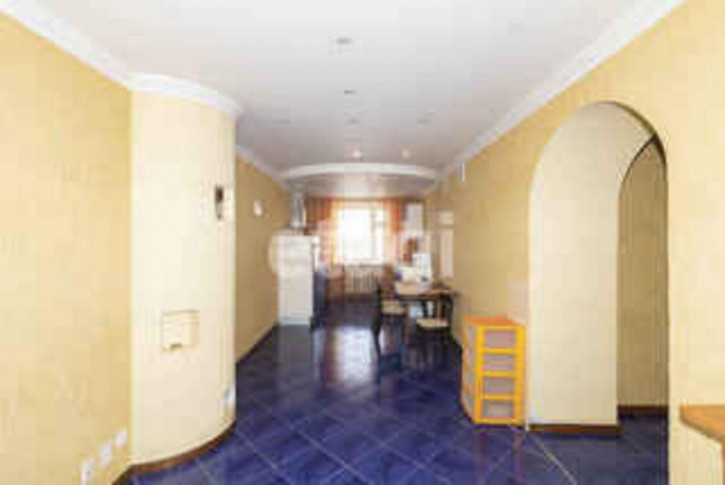 2-комн квартира Пермякова, 23/1