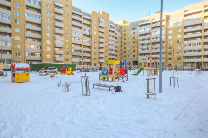 3-комн квартира Избышева, 6