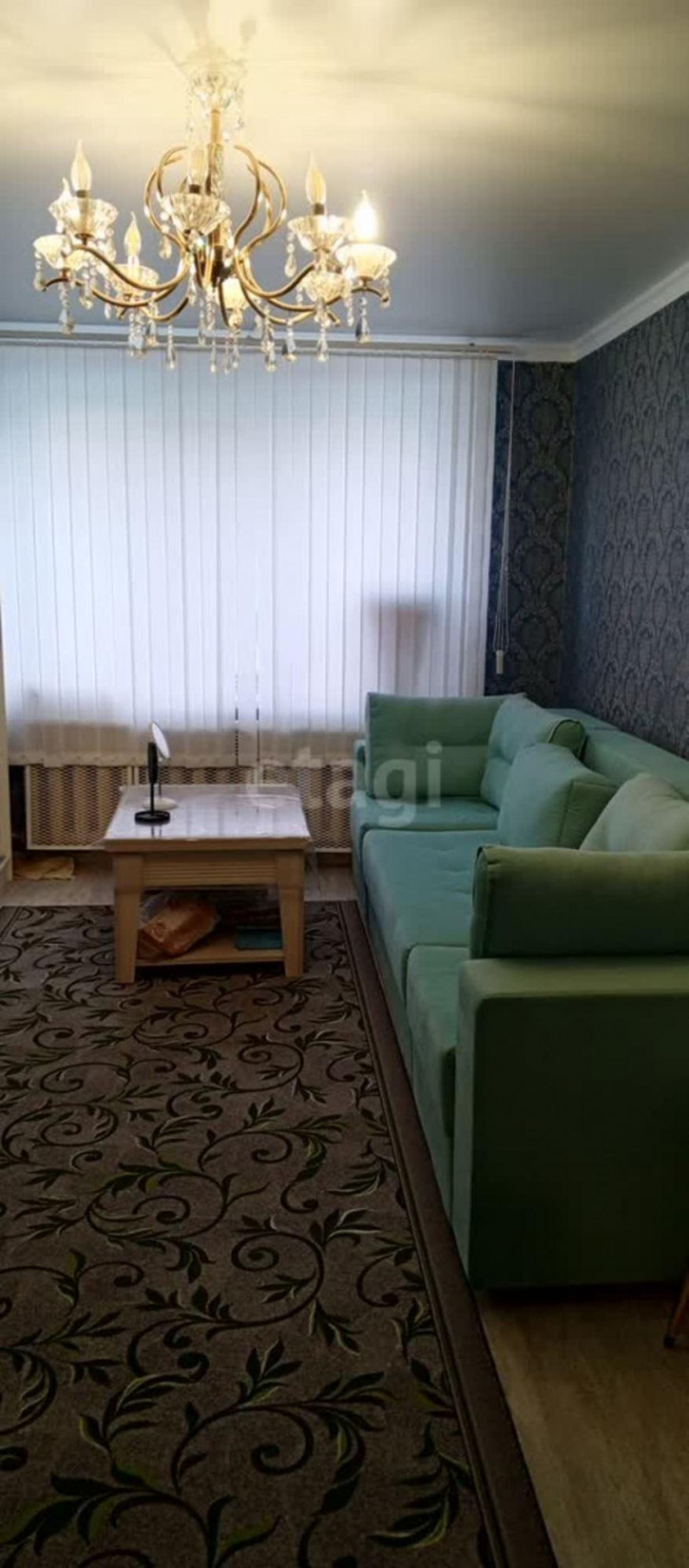 3-комн квартира Интернациональная, 35