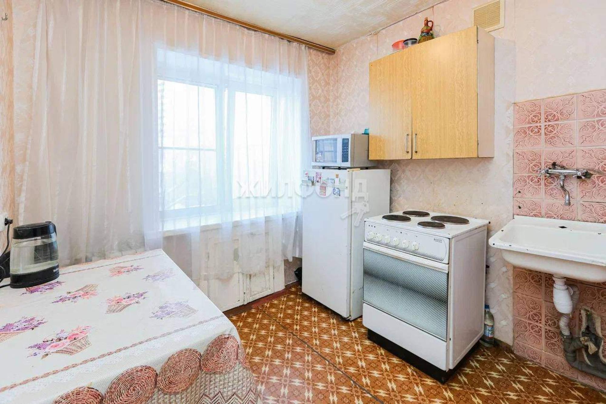 Купить квартиру за 4 100 000 рублей на Танковая улица, д.31