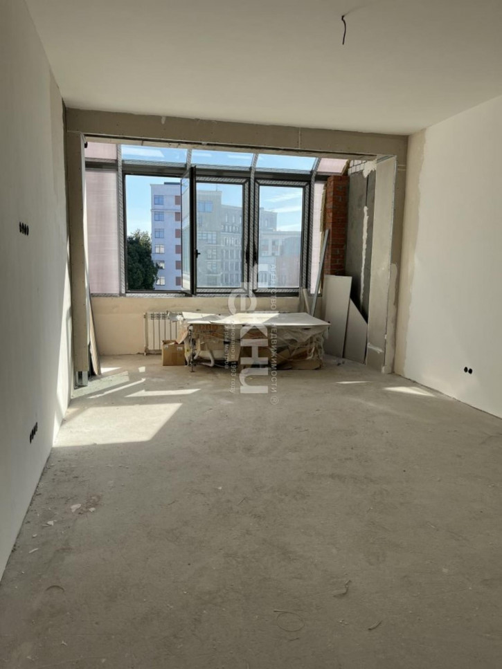 3-комн квартира Минина и Пожарского пл, 4а