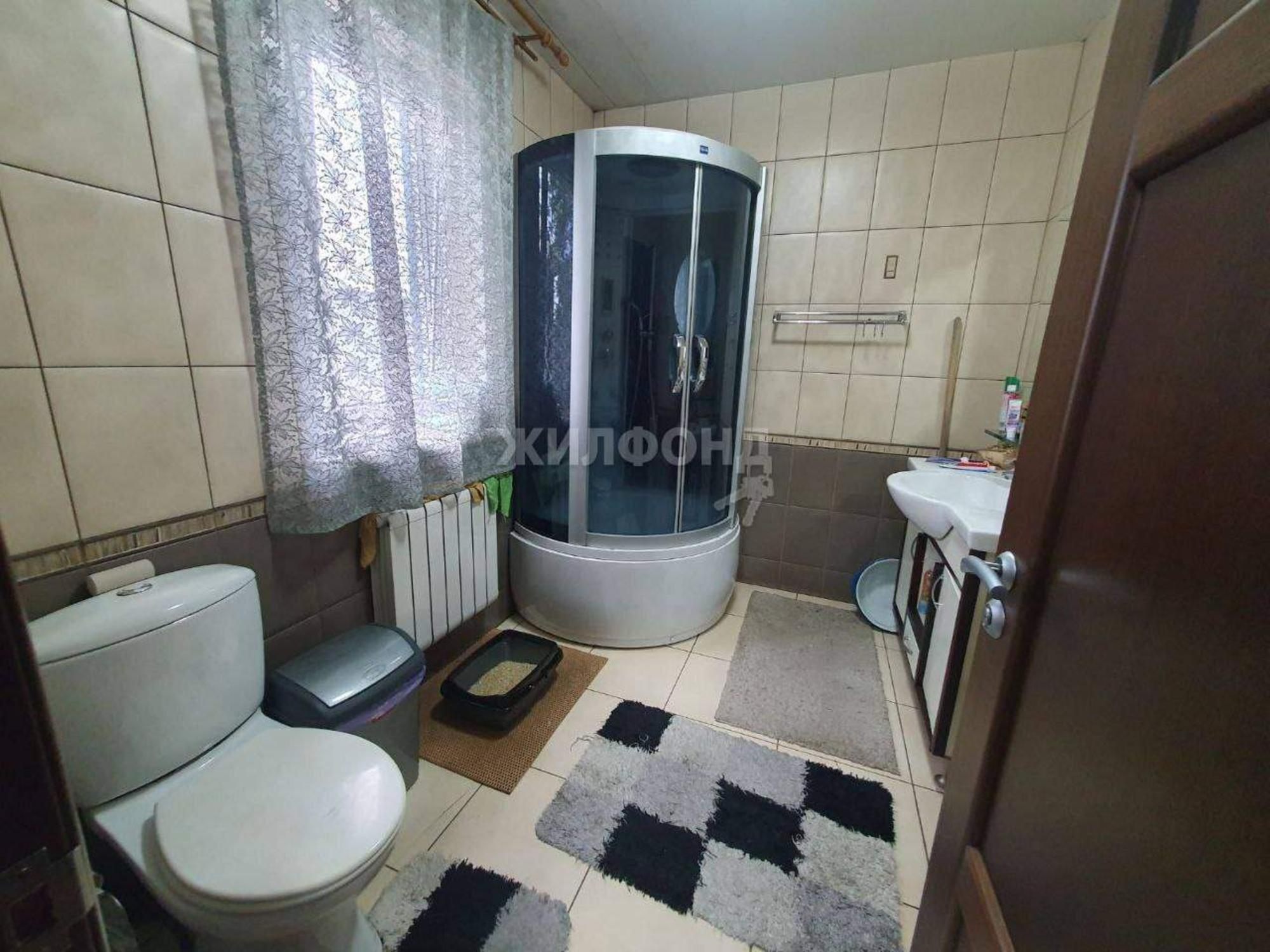 Купить дачу, дом, коттедж за 11 000 000 рублей на Холмистая улица