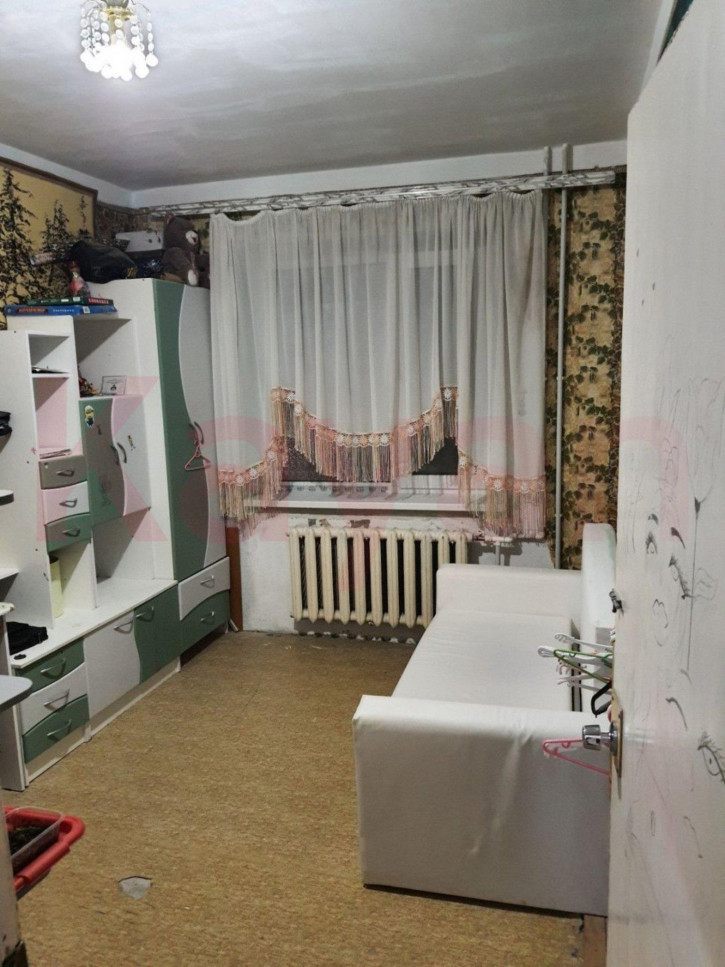 3-комн квартира микрорайон Парус ул.