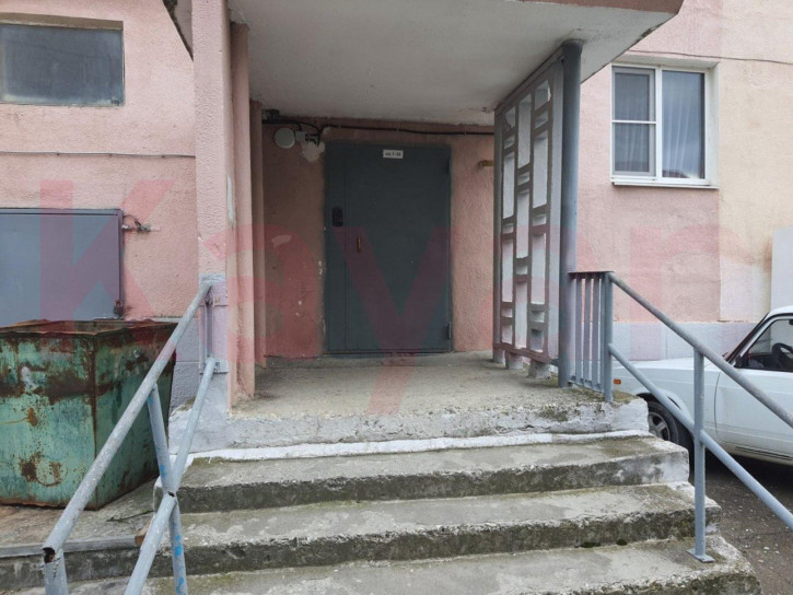 3-комн квартира микрорайон Парус ул.