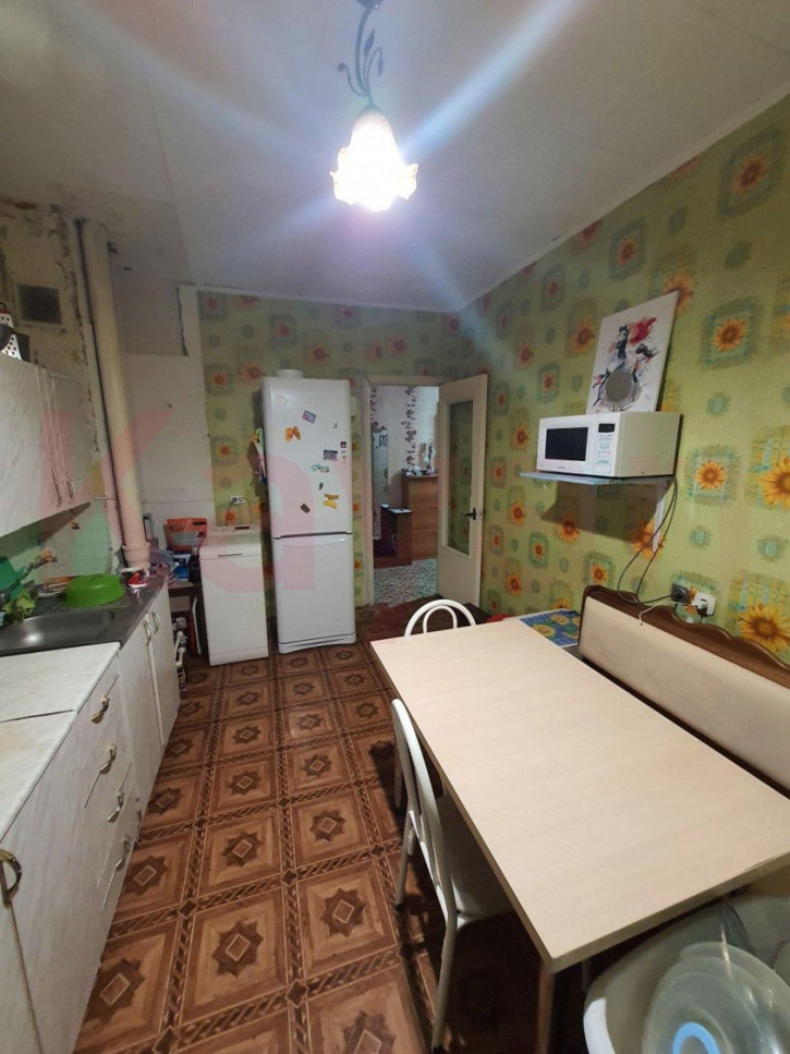 3-комн квартира микрорайон Парус ул.