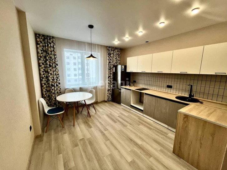 2-комн квартира Тальниковая, 5