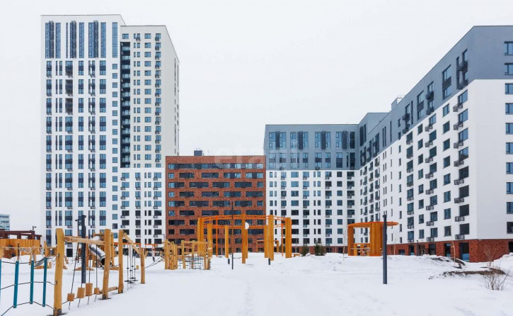 3-комн квартира 50 лет Октября, 63г