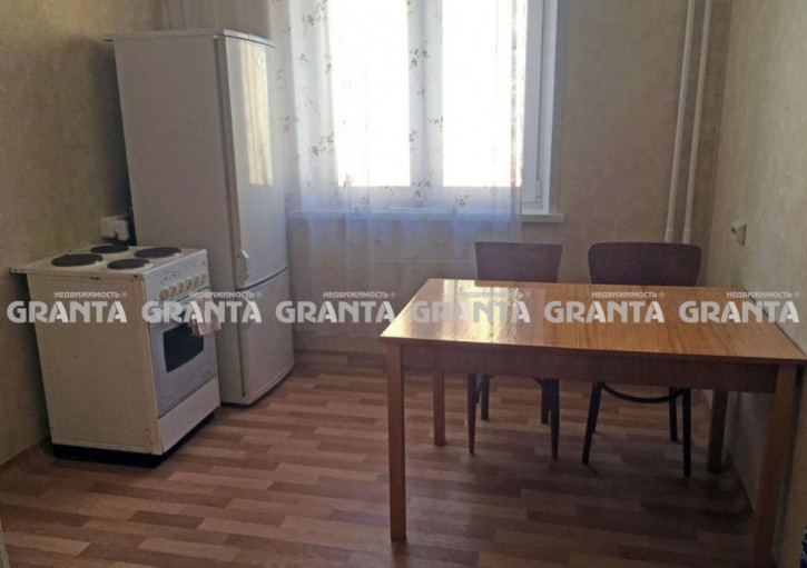 3-комн квартира ул Дмитрия Мартынова, 13