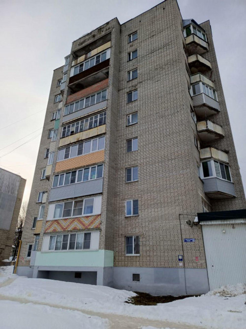 Продажа 2-комн квартиры Институтский городок, 21