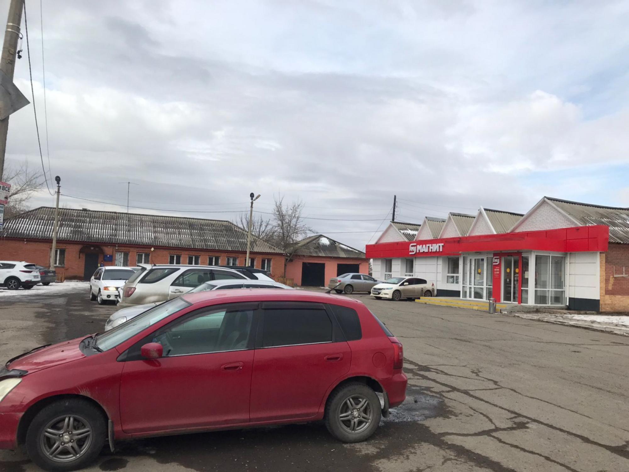 Купить торговое помещение за 37 000 000 рублей на Красноярский край, Берёзовский р-н, городское поселение Берёзовка, пгт. Березовка,  Ленина, 16