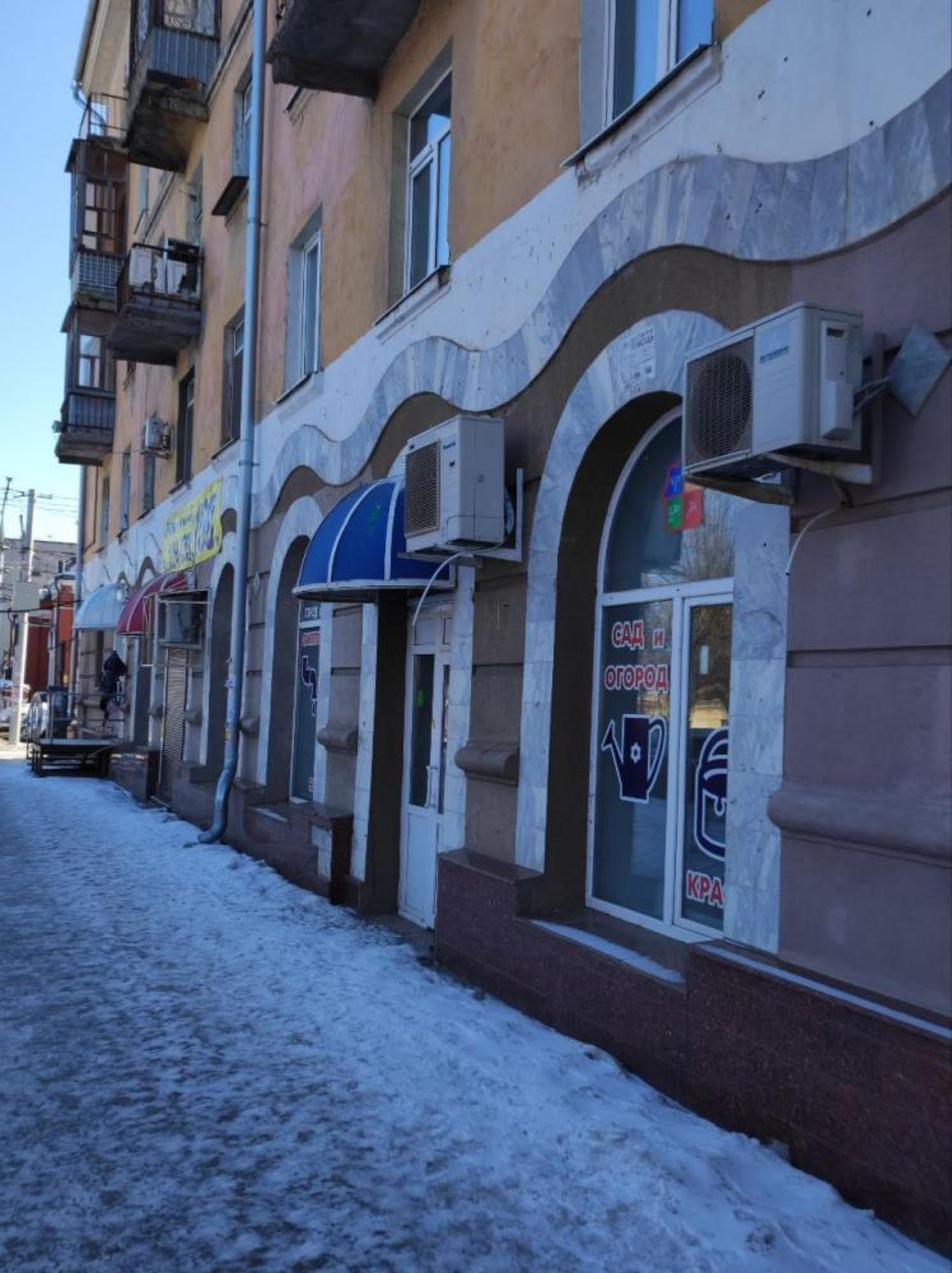 Сдать торговое помещение за 140 000 рублей на ул Большая Горная, 353