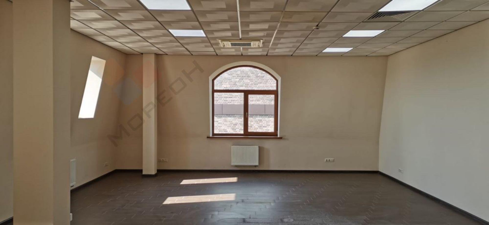 Сдать офис, помещение под офис за 81 600 рублей на Дзержинского ул, 157