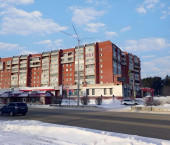 торговое помещение 1063 кв м г. Северск,  Коммунистический , 151