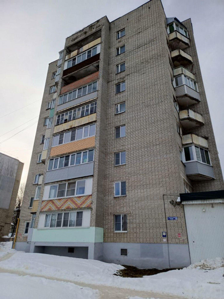2-комн квартира Институтский городок, 21