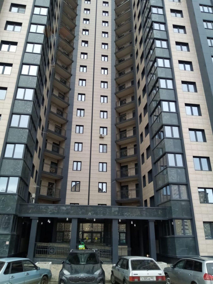 1-комн квартира Домбайская ул, 10/2