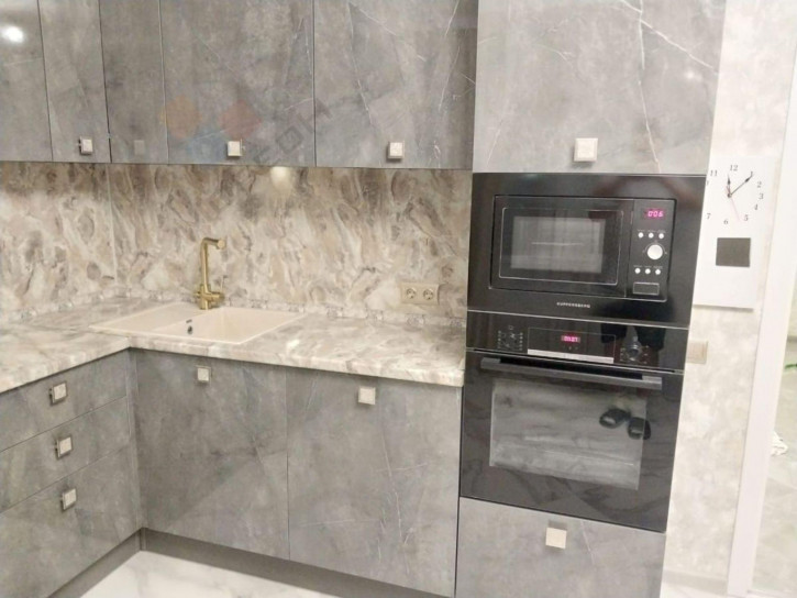 3-комн квартира Героя Георгия Бочарникова ул, 12