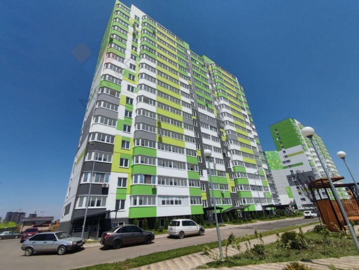 3-комн квартира Генерал-лейтенанта Александра Сапрунова ул, 9