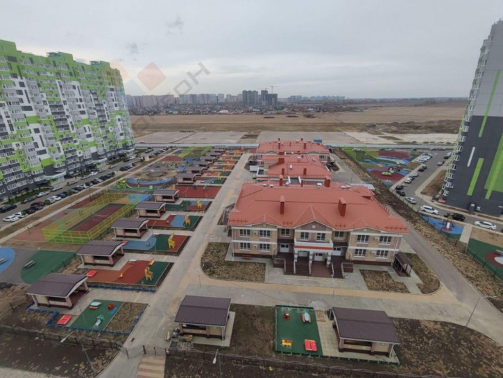 3-комн квартира Генерал-лейтенанта Александра Сапрунова ул, 9