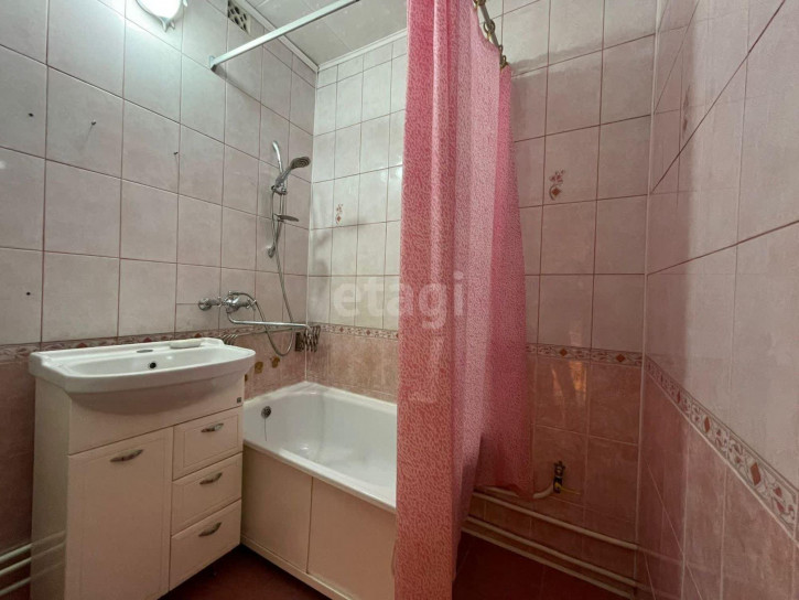 2-комн квартира Профсоюзная, 15а
