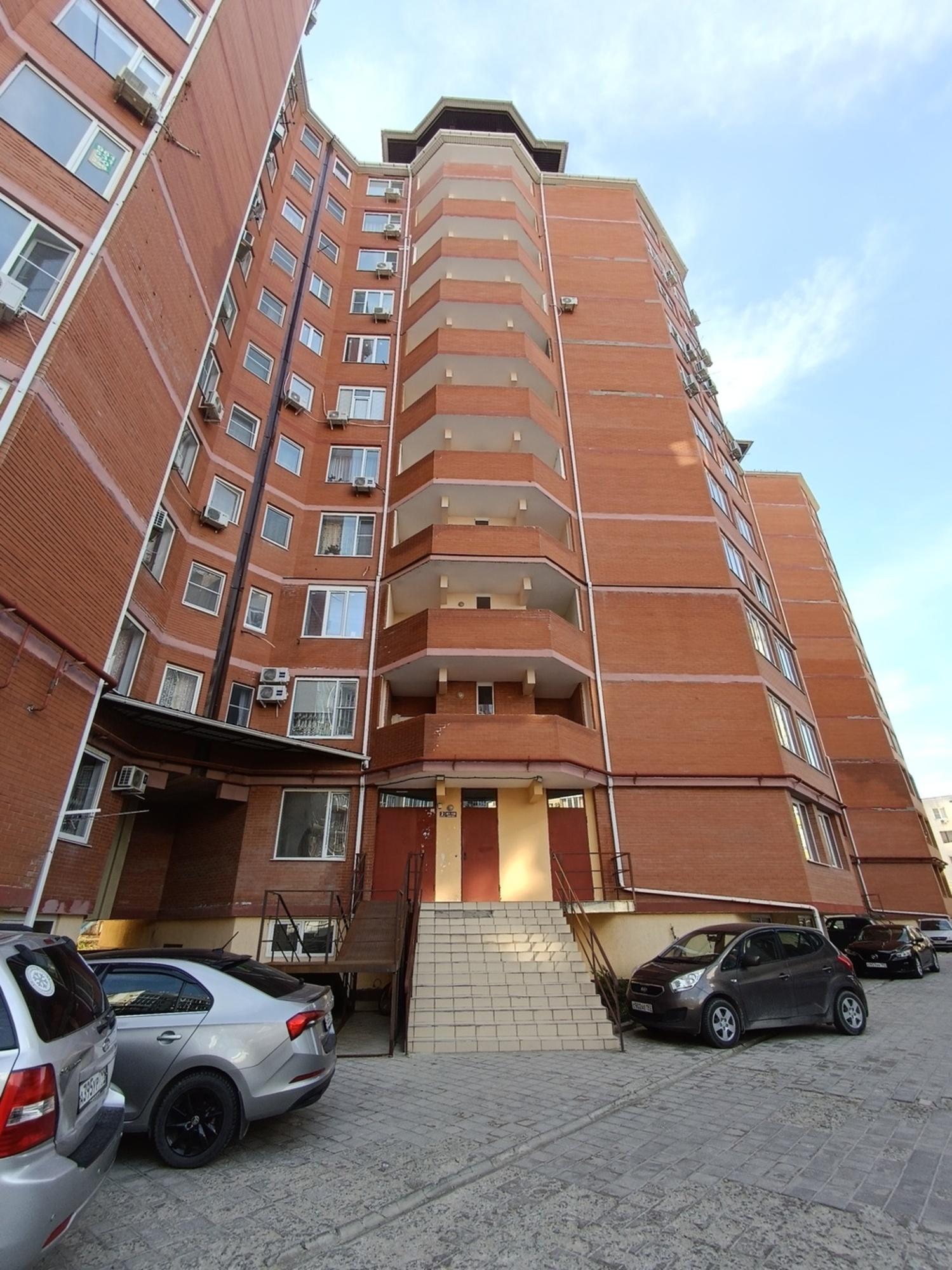 Купить квартиру за 12 500 000 рублей на улица Крылова, 113