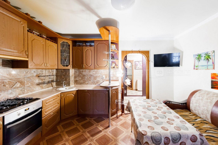 2-комн квартира ул. Салиха Батыева, дом 13