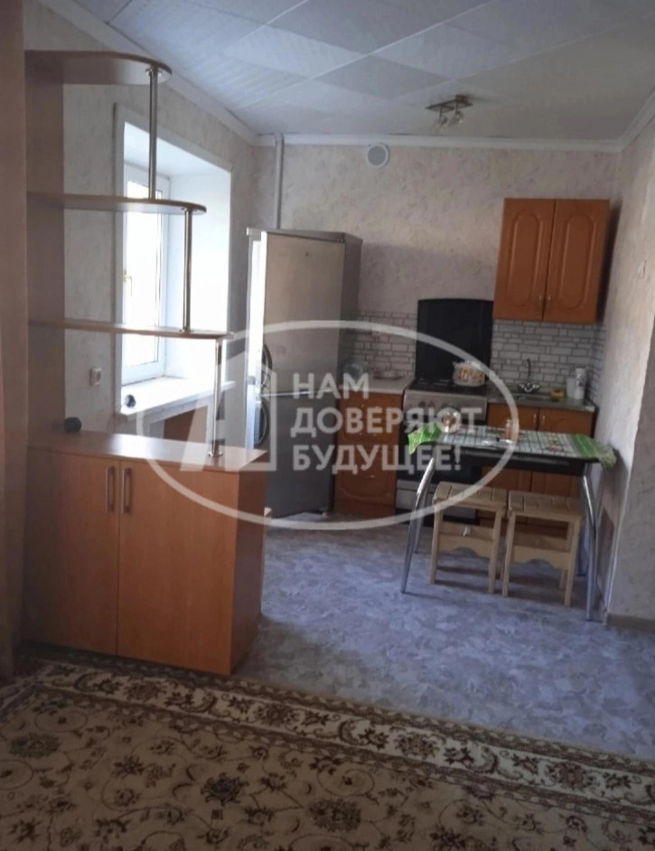 2-комн квартира Коммунистическая улица, 19
