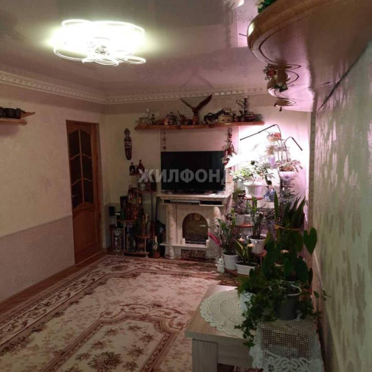 3-комн квартира Кочубея улица, д.11