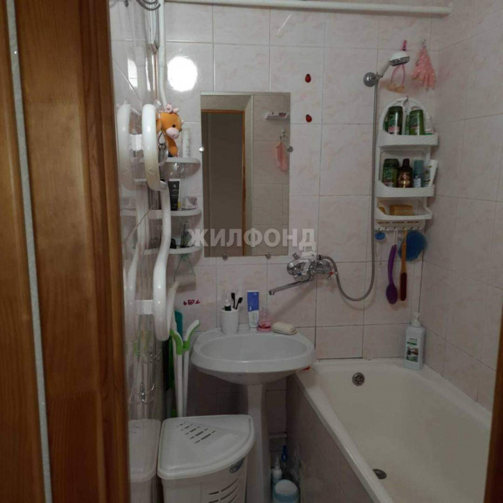 3-комн квартира Кочубея улица, д.11