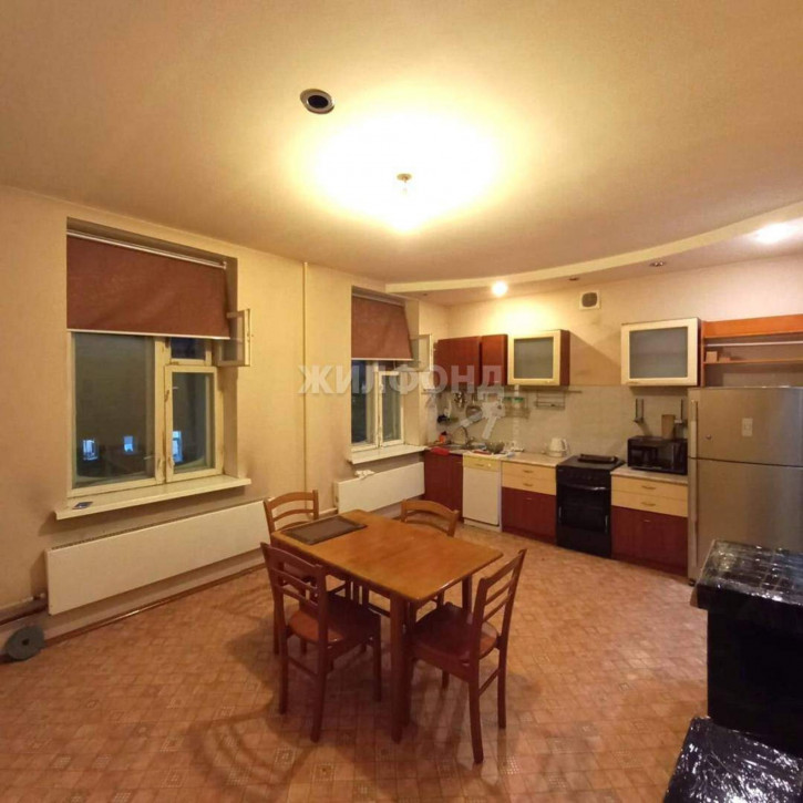 2-комн квартира Комсомольская улица, д.18