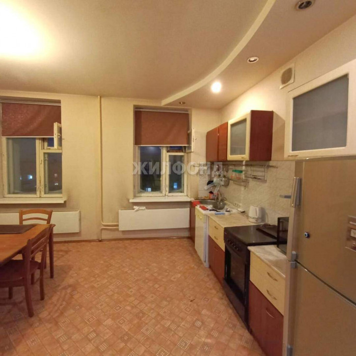 2-комн квартира Комсомольская улица, д.18