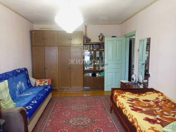 1-комн квартира Матросова улица, влд176