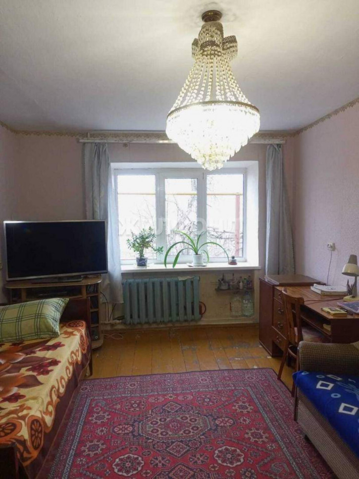1-комн квартира Матросова улица, влд176