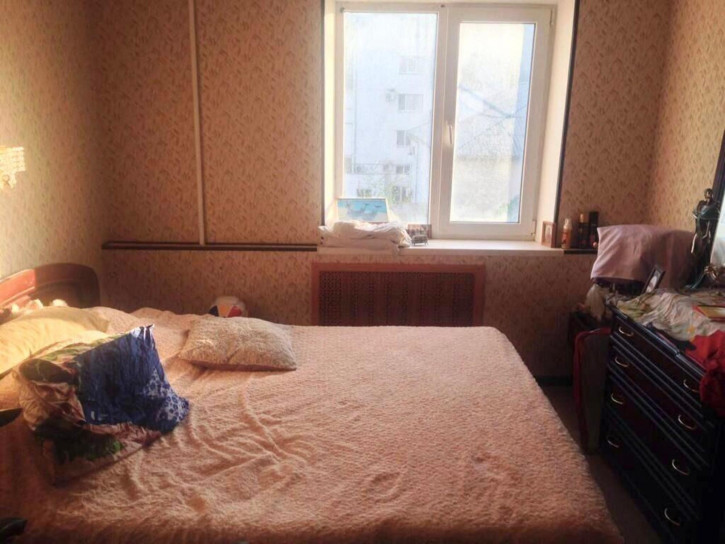 3-комн квартира улица Протапова, 86