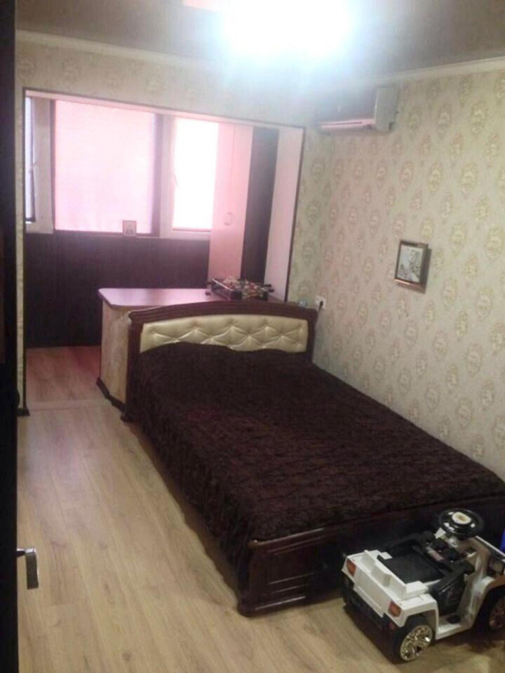3-комн квартира улица Протапова, 86