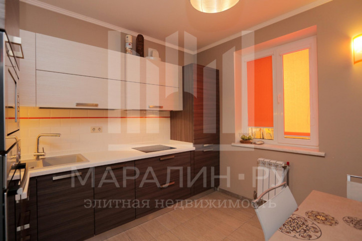 3-комн квартира Соборный, 90