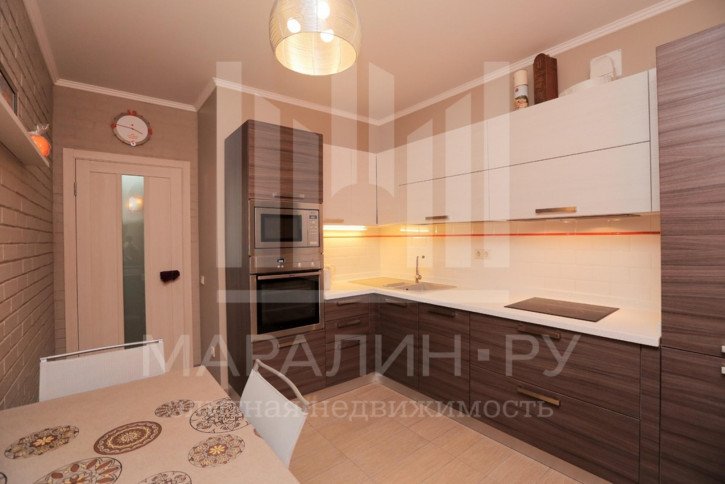 3-комн квартира Соборный, 90