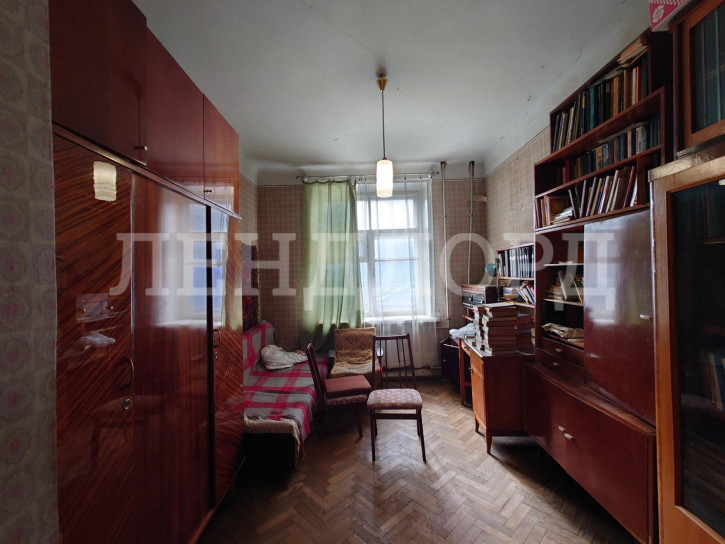 3-комн квартира проспект Соколова, 23