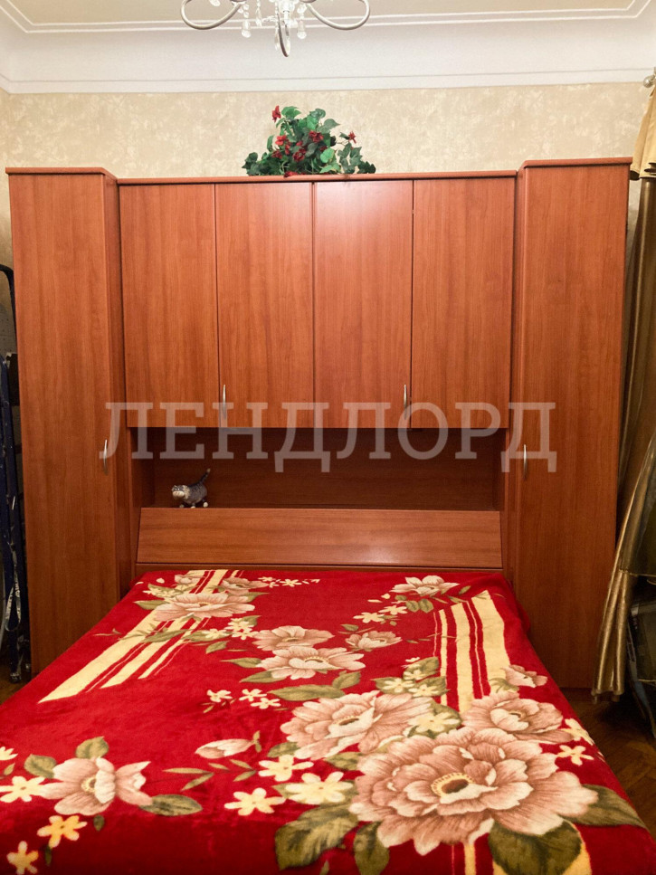 Комната Будённовский проспект, 72/213