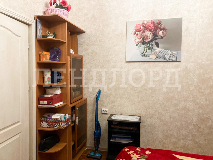 Комната Будённовский проспект, 72/213