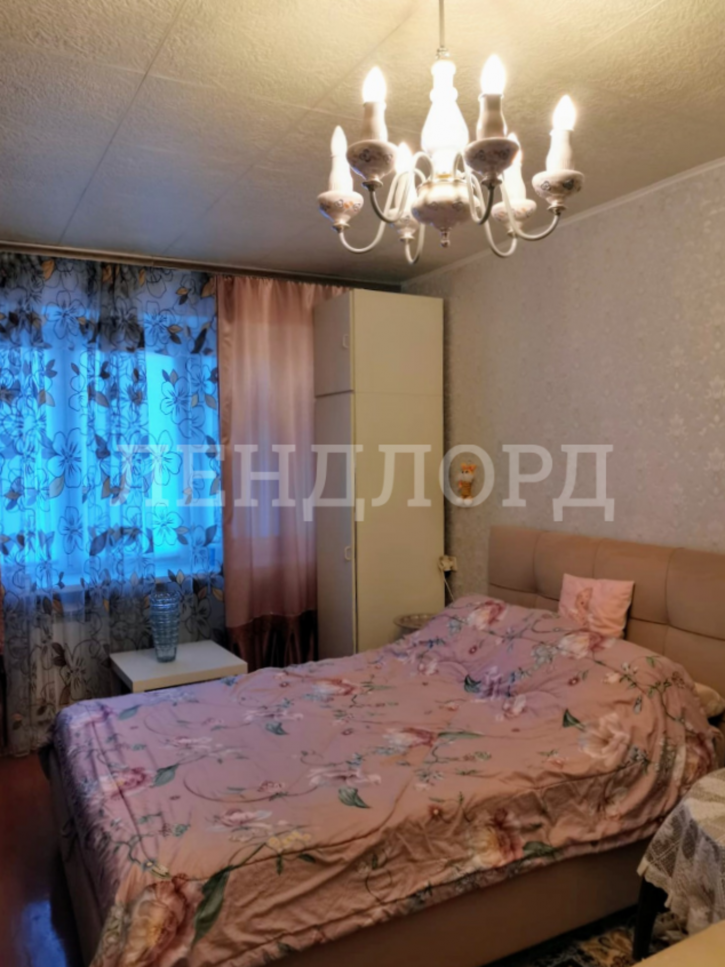 3-комн квартира улица Козлова, 65Б