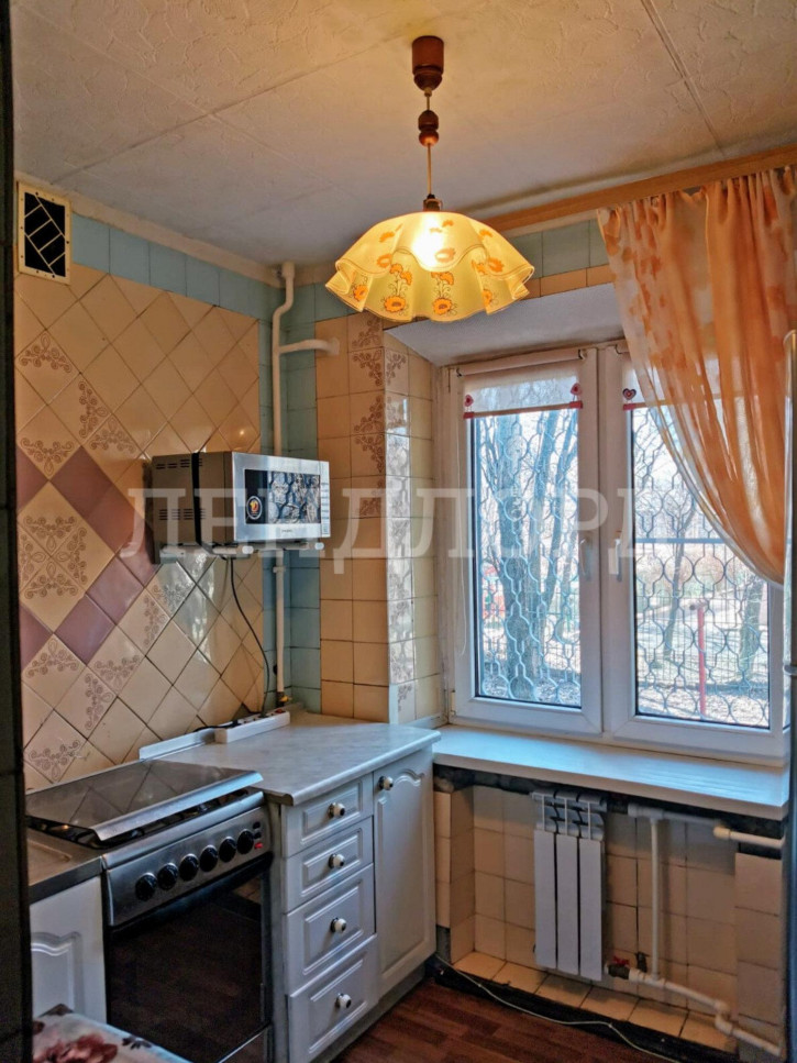 3-комн квартира улица Козлова, 65Б