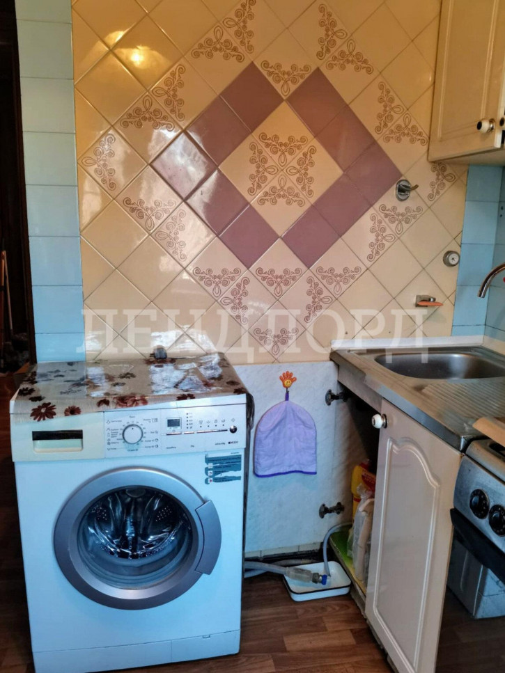 3-комн квартира улица Козлова, 65Б