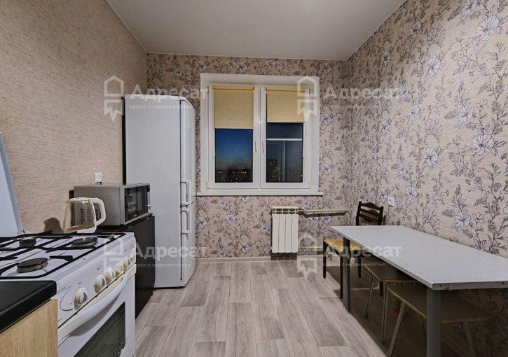 2-комн квартира ул. Тургенева,  д.10А
